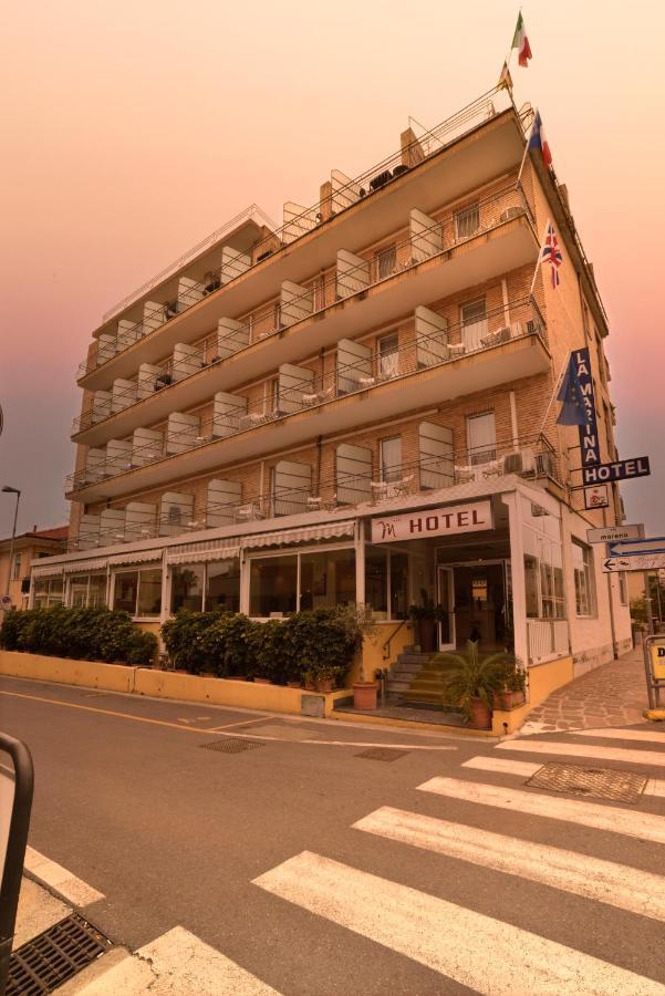 Hotel Ristorante La Marina Mhotelsgroup San Bartolomeo Al Mare Eksteriør bilde